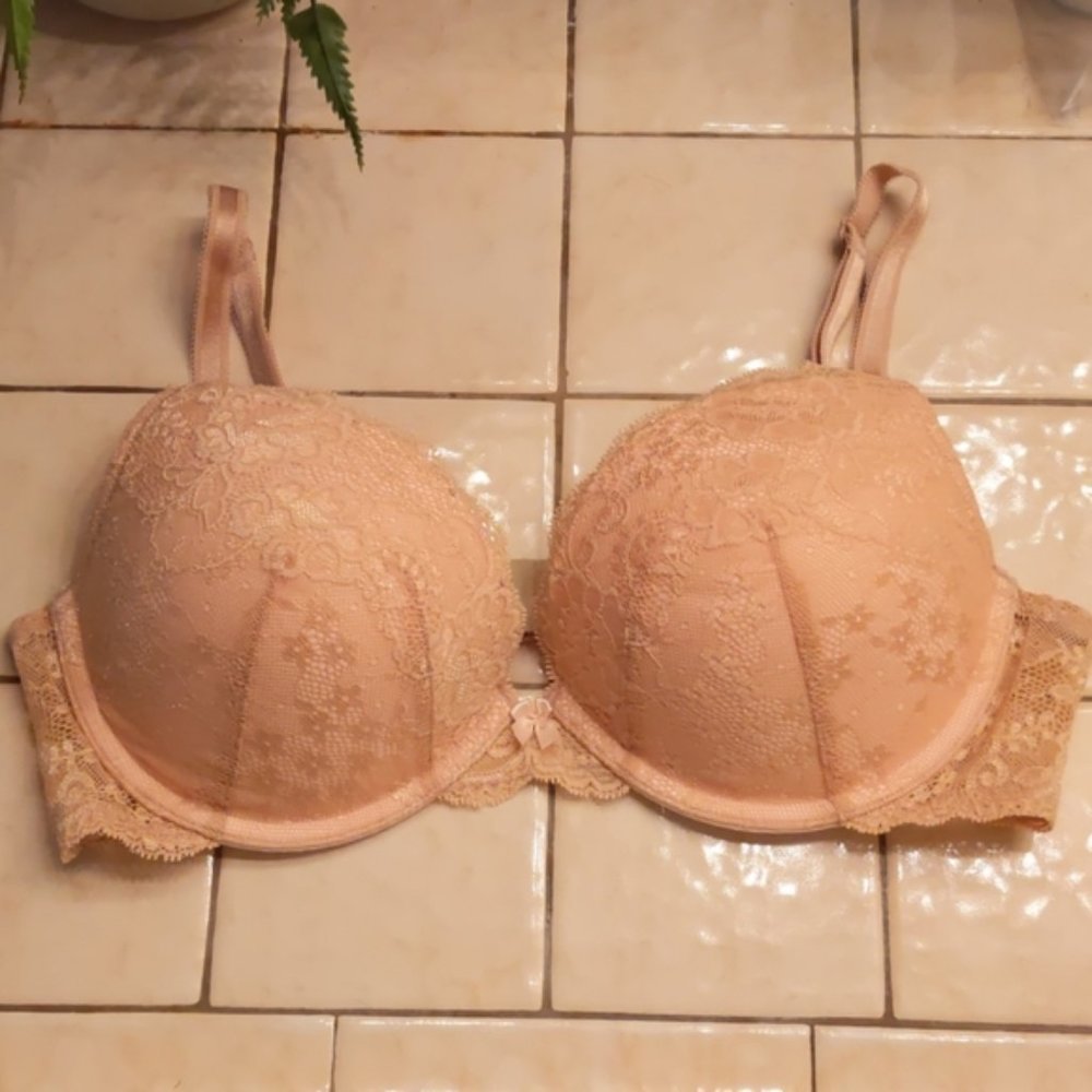 Victoria's Secret Dream Angels Cream Lace Push Up